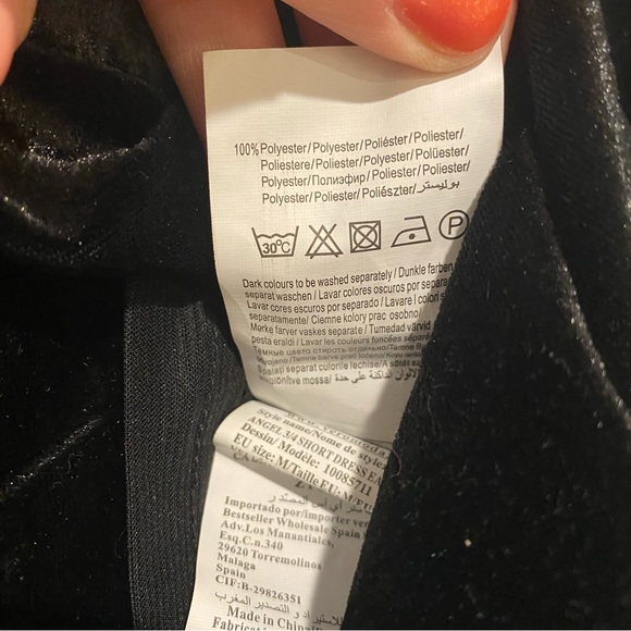 2for$35 NWT Vero Moda Velvet Tight Keyhole Black Mini Dress. Size Medium. - Picture 8 of 11